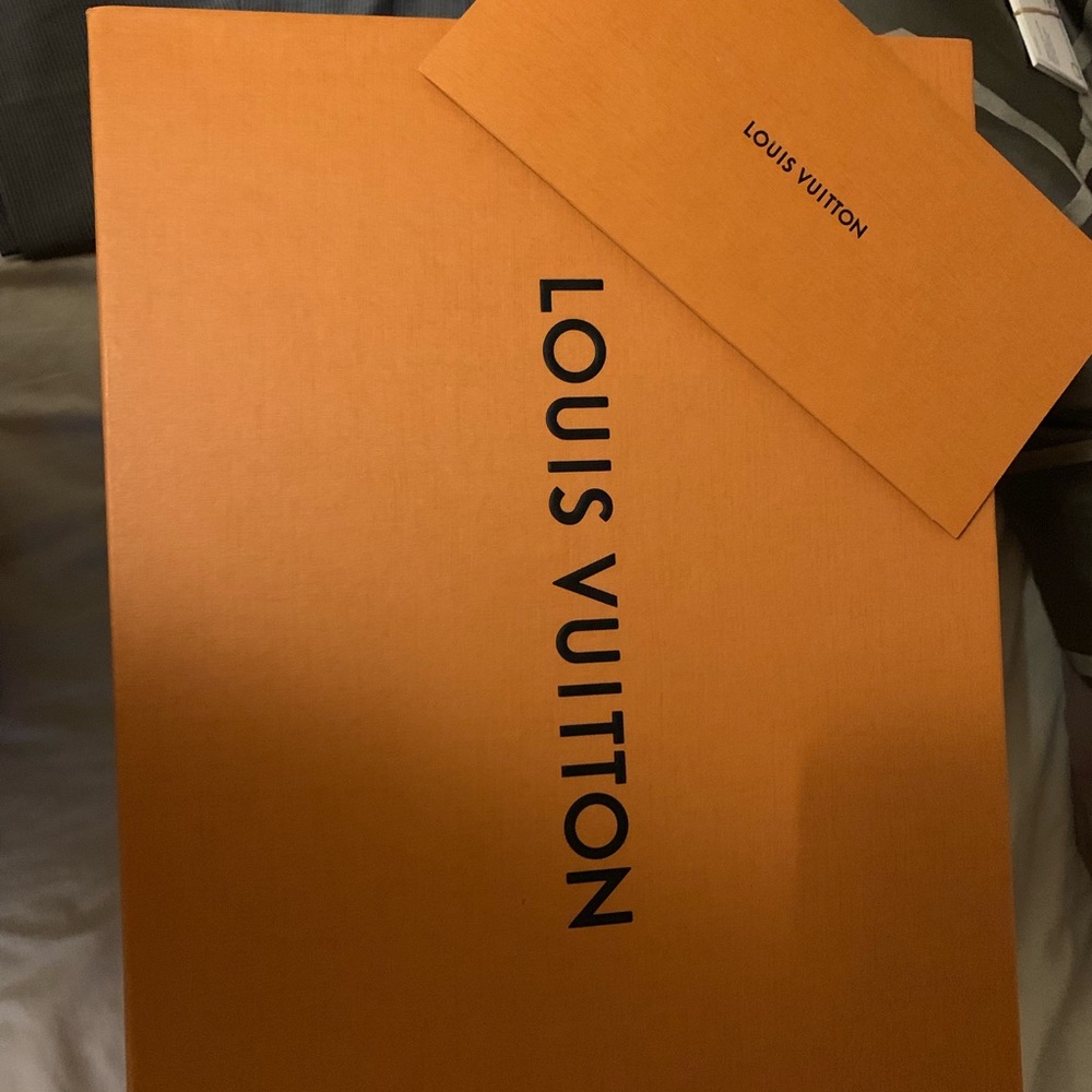 Too small. Never worn, brand new. Have receipt.